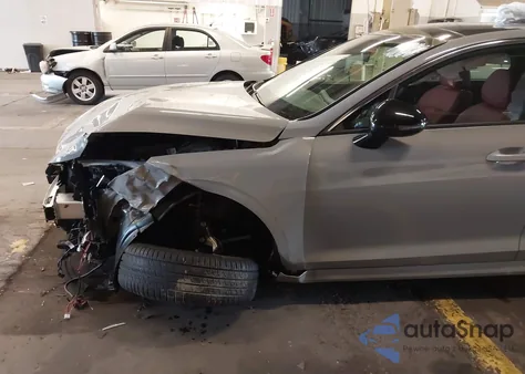 2026 Kia K5 Gt-Line Awd из США, поврежденный, VIN KNAG64J78T5425390